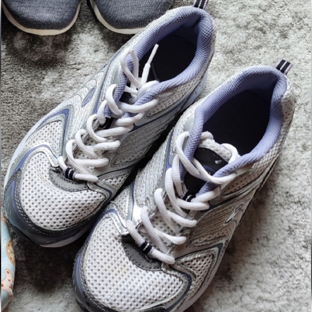 C9 By Champion - size 8